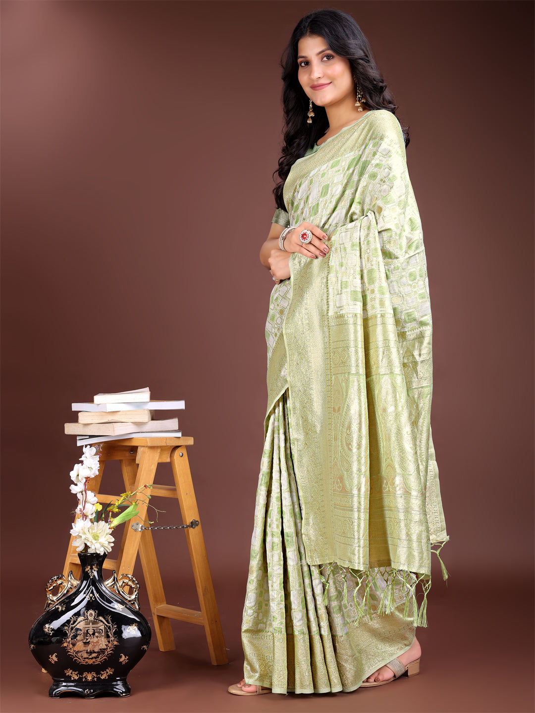 Light Green Colour Linen Cotton Saree Printed Work With Blouse Piece