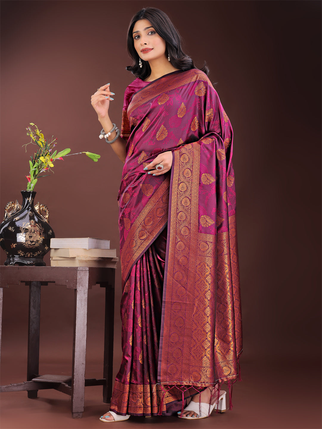 Purple Colour Silk Saree Weaving Work With Blouse Piece