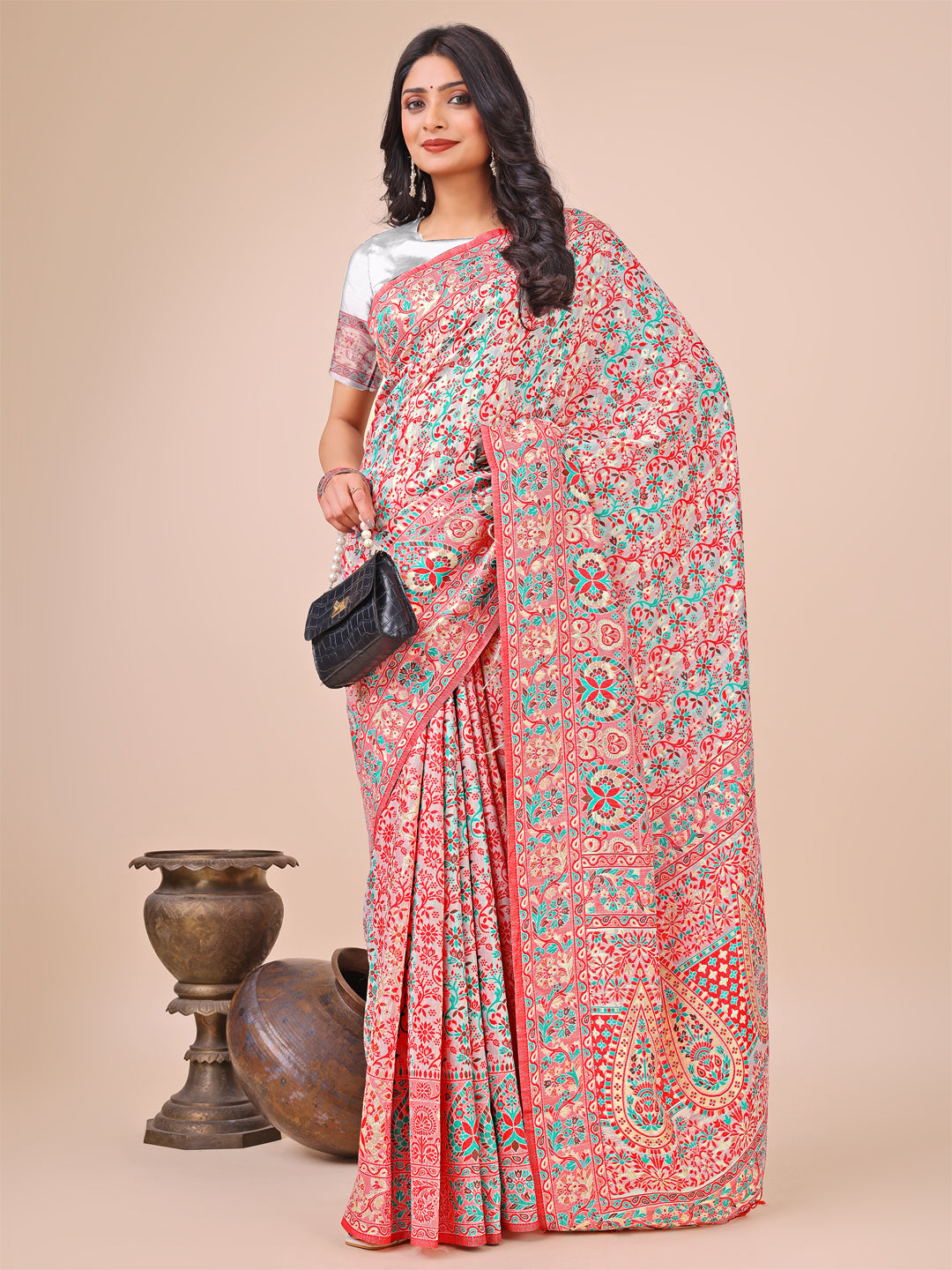 White Colour Cotton Saree Printed work With Blouse Piece