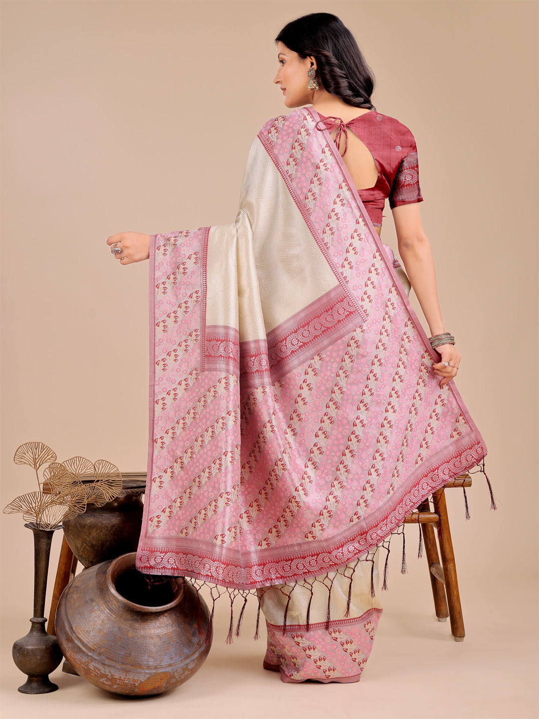 Cream Colour Silk Saree Weaving Work With Blouse Piece