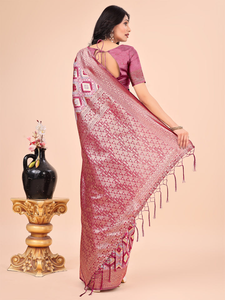 Pink Colour Cotton Saree Printed work With Blouse Piece