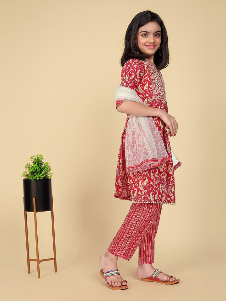 Red Colour Cotton Printed Embroidered Kurti with Pant And Dupatta set