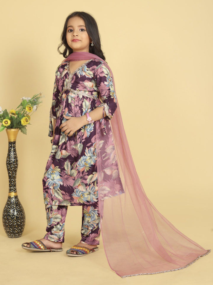 Purple Colour Roman Slub Printed Goldan Lace kurti With Pant And Dupatta