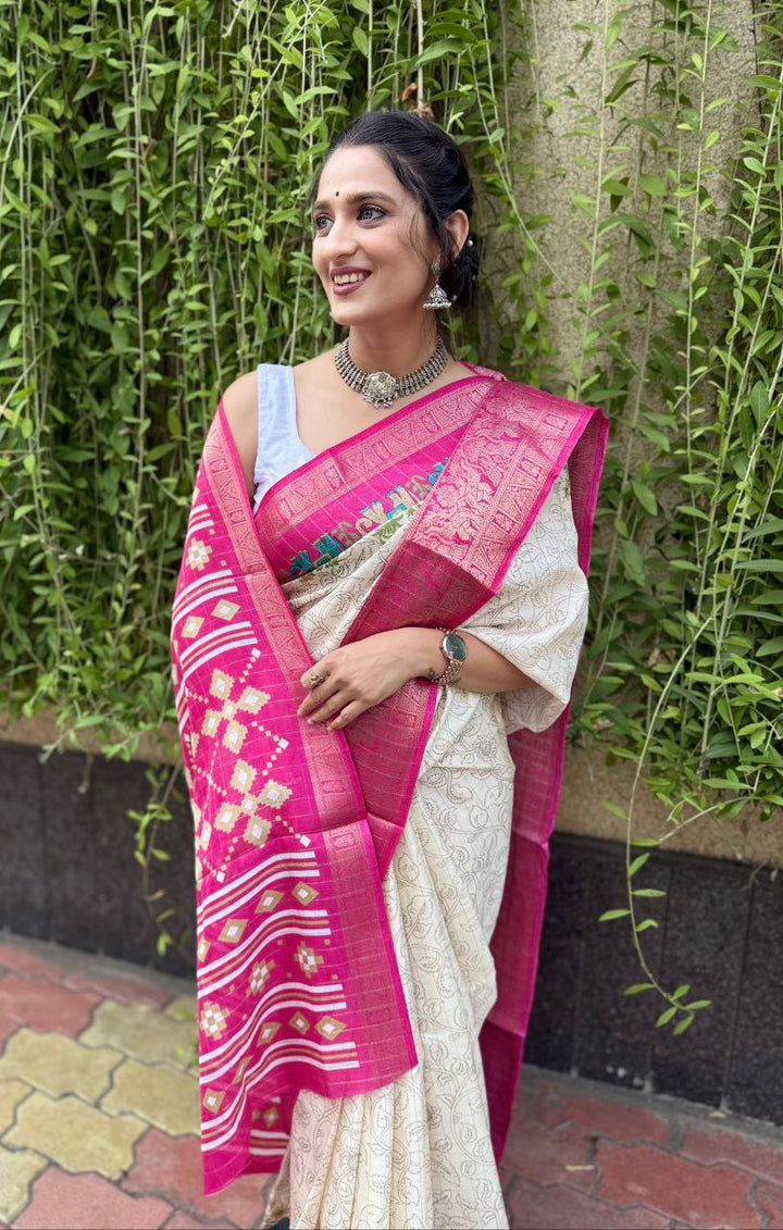 Off white Color Soft Dola Cotton Saree With Kanjivaram Zari Border & Pallu Unstitched Blouse