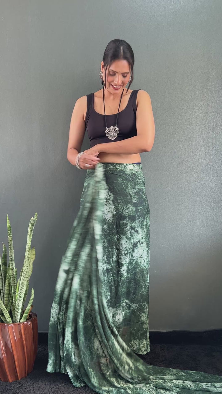 Green Color Rangoli Silk Saree With Beautiful Blouse